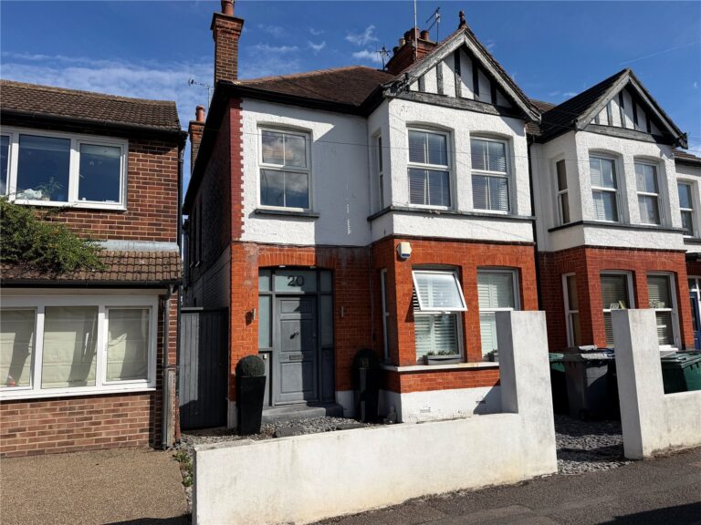 Hadley Road, Barnet, Herts, EN5 5HH