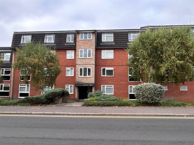 Bells Hill, Barnet, Herts, EN5 2RY