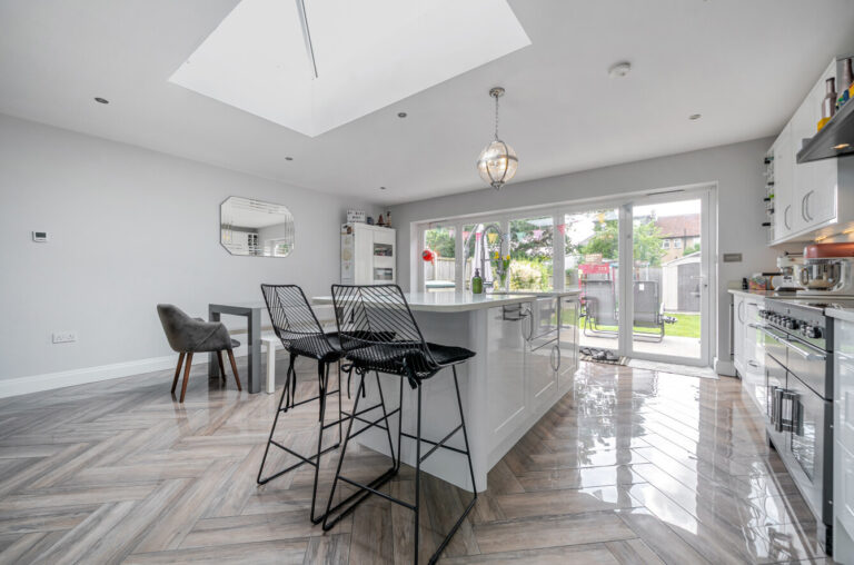 Cedar Lawn Avenue, Barnet, Hertfordshire, EN5 2LP