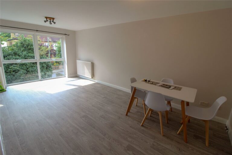 Windermere House, 9a Warwick Road, Barnet, Herts, EN5 5DX