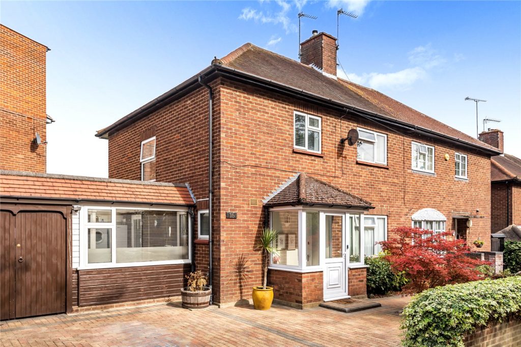 Shelford Road, Barnet, Hertfordshire, EN5 2AN