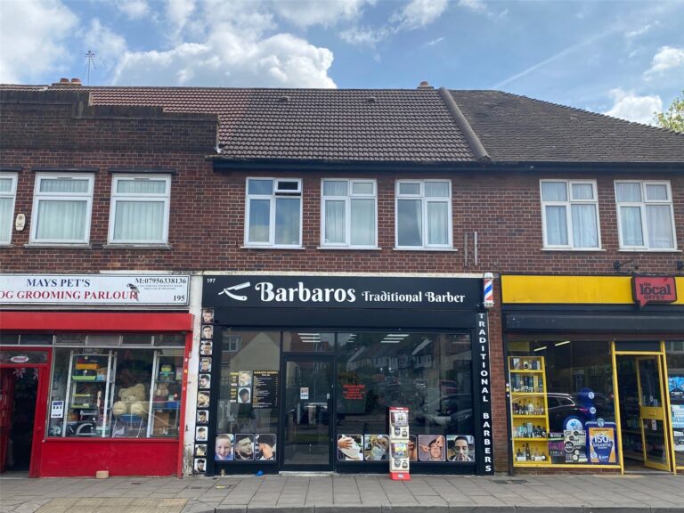 Mays Lane, Barnet, Hertfordshire, EN5 2DY