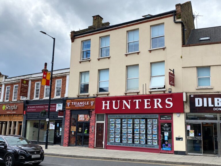 High Street, High Barnet, EN5 5UW