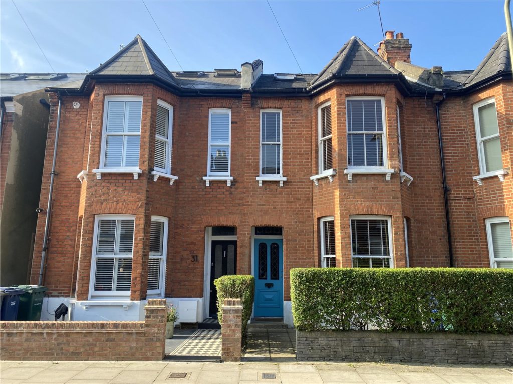 Carnarvon Road, Barnet, EN5 4LX