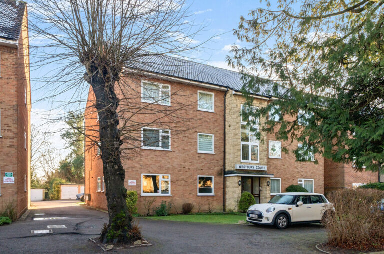 Lyonsdown Road, New Barnet, Barnet, EN5 1LE