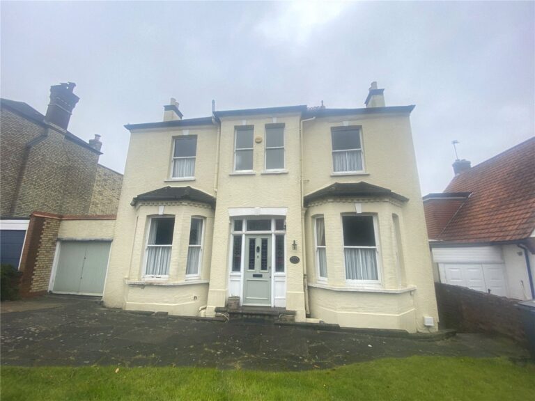 Manor Road, Barnet, Herts, EN5 2LF