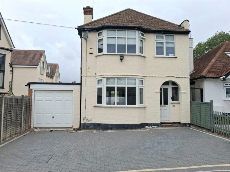 Fitzjohn Avenue, Barnet, EN5 2HP