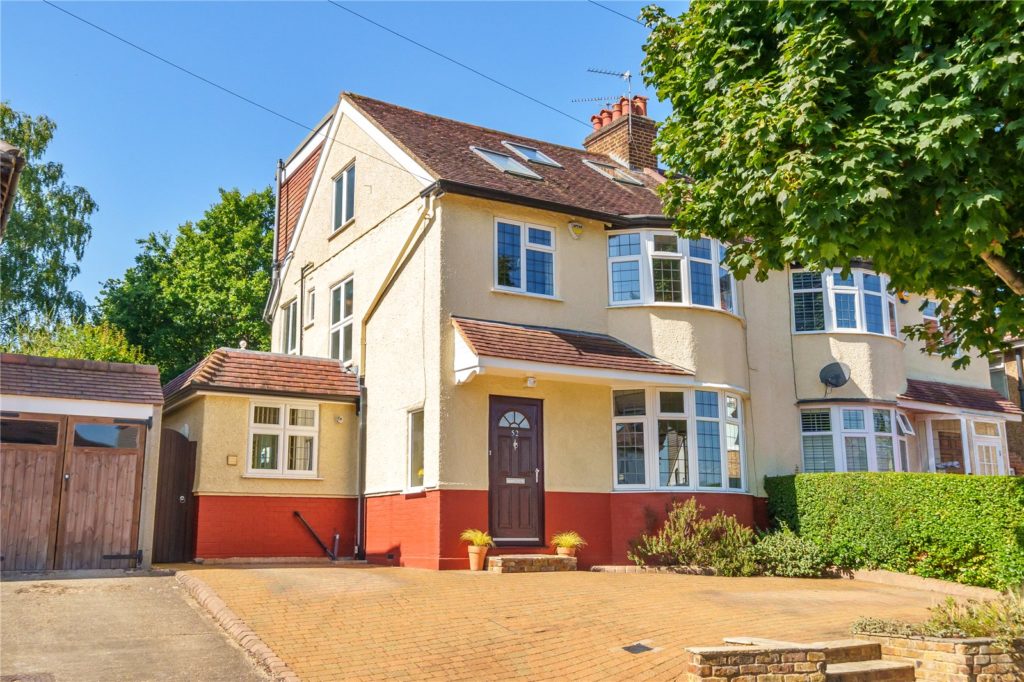 Alverstone Avenue, East Barnet, Barnet, EN4 8EB