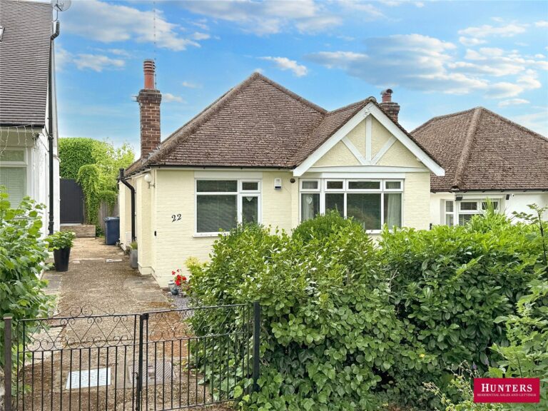 Potters Lane, New Barnet, EN5 5BH