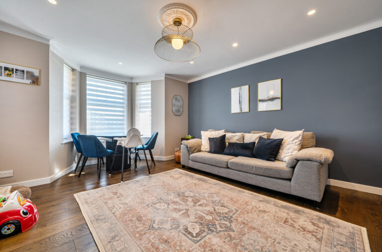 Belmont Close, Cockfosters, Barnet, EN4 9LT