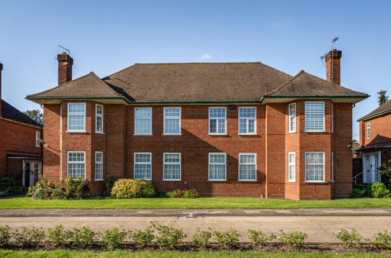 Belmont Close, Cockfosters, Barnet, EN4 9LT