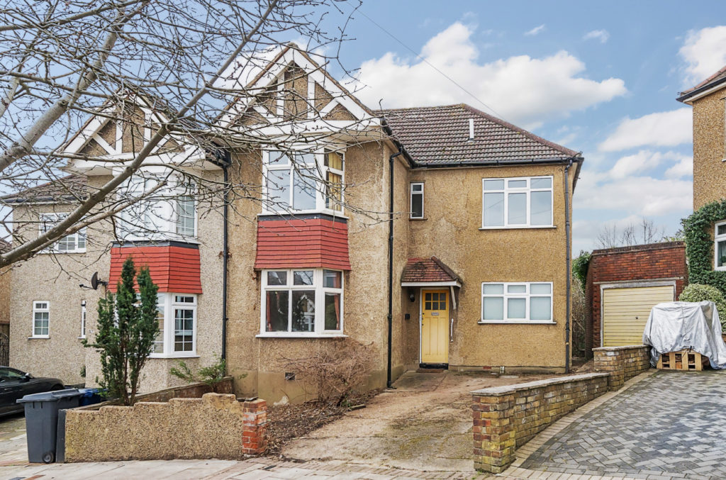 Kenerne Drive, Barnet, EN5 2NW