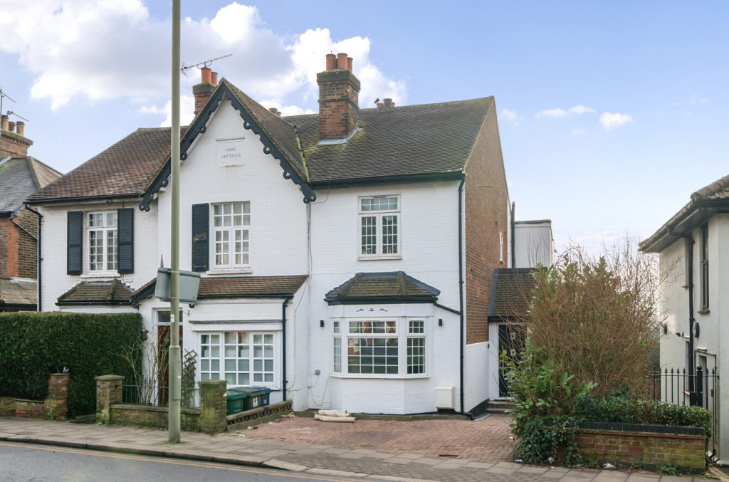 Wood Street, Barnet, EN5 4BX