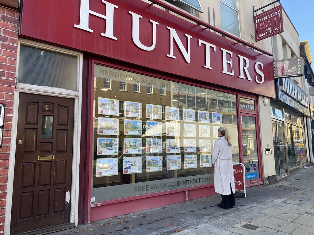 Hunters Estate Agents in Barnet - Office 2024