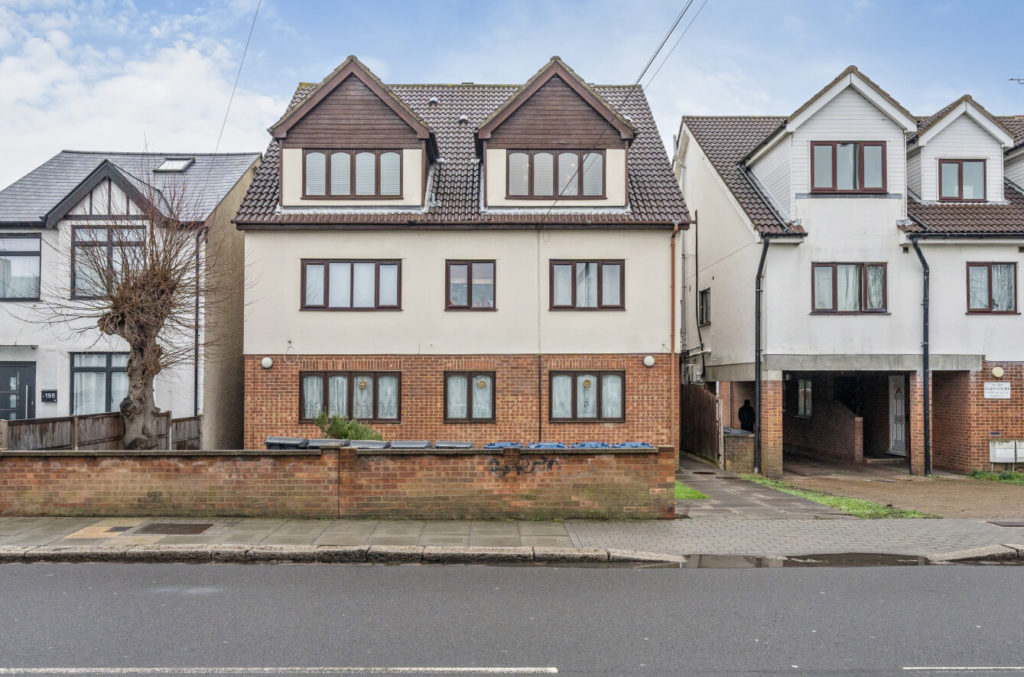 Limetree Court, East Barnet Road