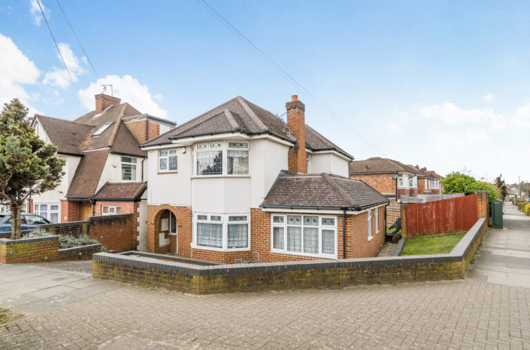 Norrys Road, Cockfosters, Barnet, EN4 9JU