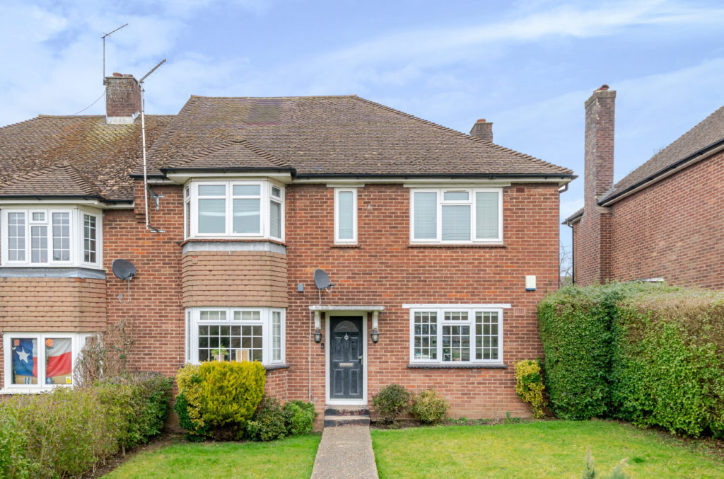 Grove Road, Cockfosters, Barnet, EN4 9DH