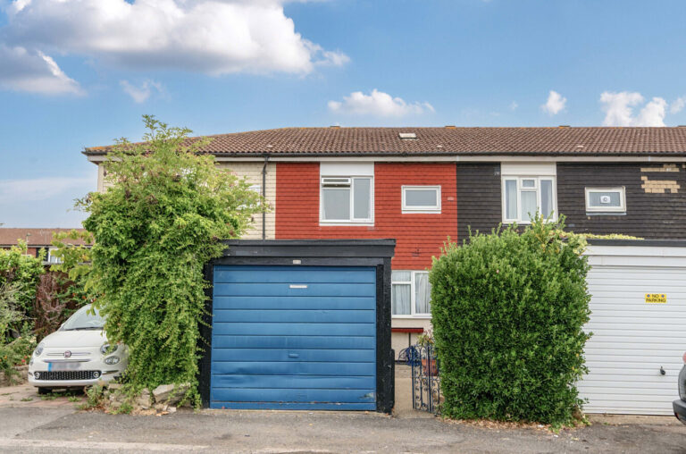 Crocus Field, Barnet, EN5 2UA