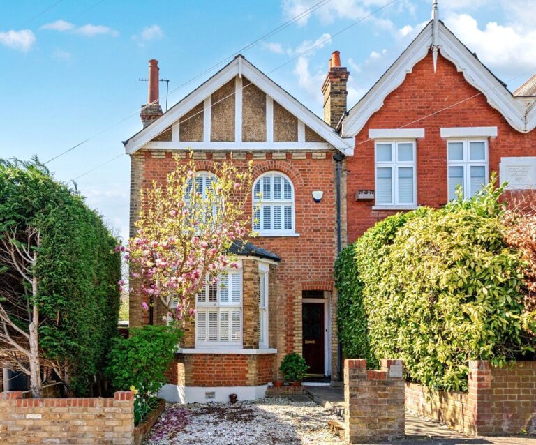 Hadley Road, Barnet, EN5 5QR