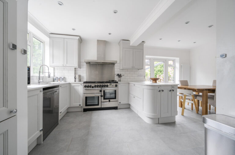 Hyde Close, Barnet, EN5 5TJ