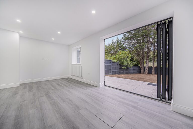 Fernwood Crescent, London