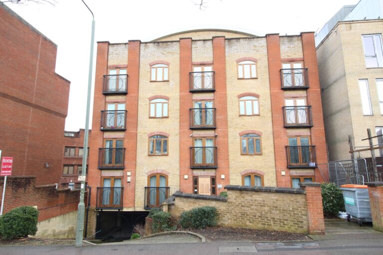 Newbury House, Approach Road, New Barnet