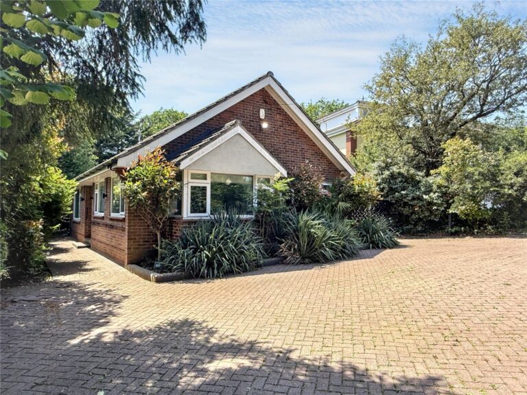 Barnet Gate Lane, Arkley, EN5 2AD