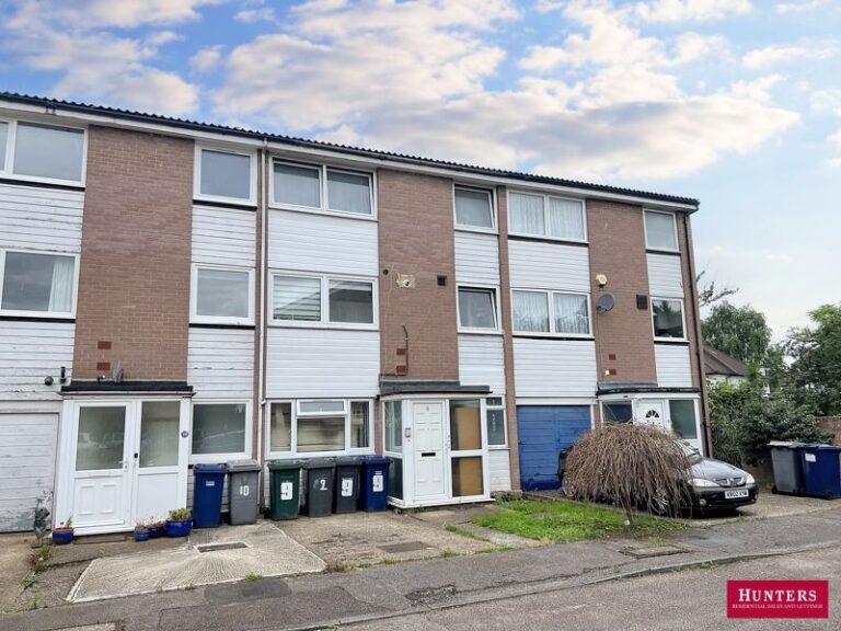 Oxford Gardens, London