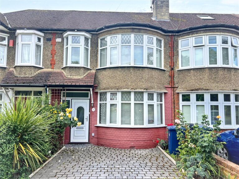 West Walk, Barnet