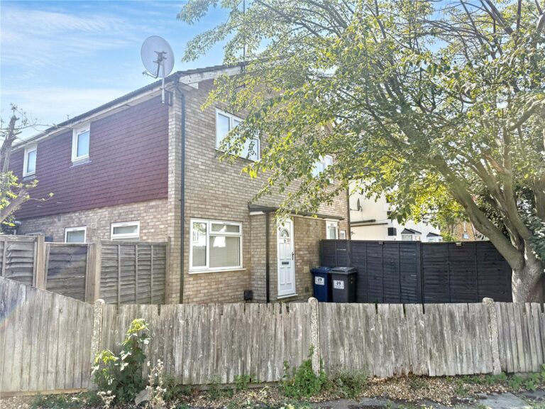 Leicester Road, Barnet, EN5 5EL