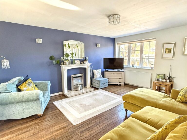 South Close, Barnet, EN5 5TP