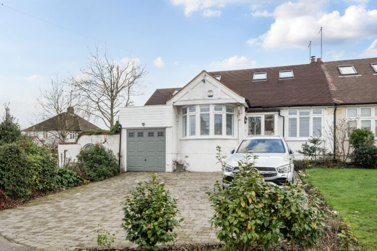 Haslemere Avenue, Barnet