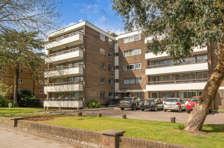 Station Road, New Barnet, Barnet, EN5 1QY