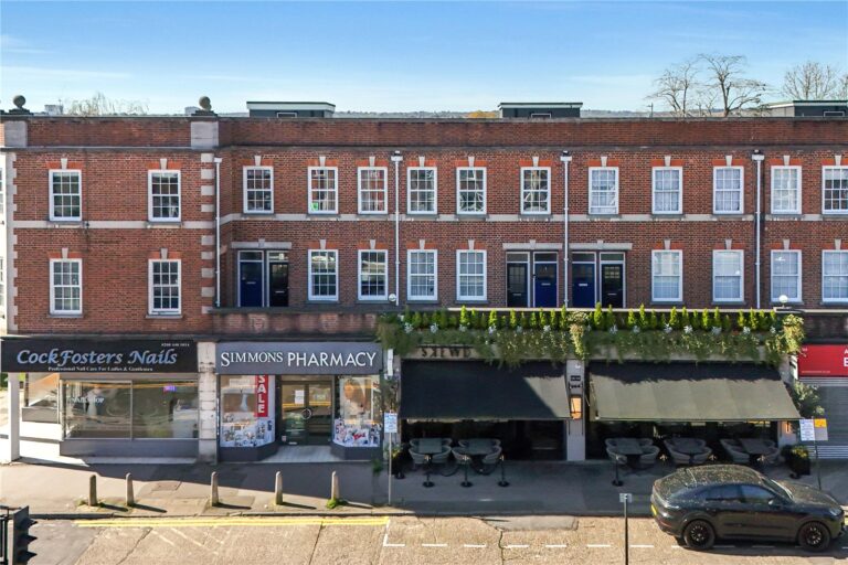 Cockfosters Road, Barnet, EN4 0AE