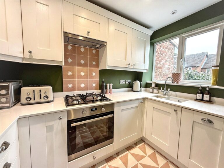 Boleyn Way, Barnet, EN5 5LH