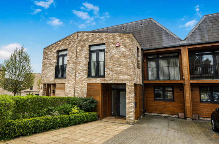 Mays Lane, Barnet, EN5 2DU