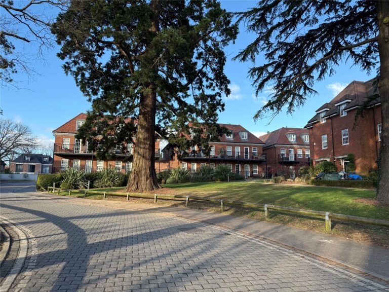 Collison Avenue, Barnet, EN5 3BQ