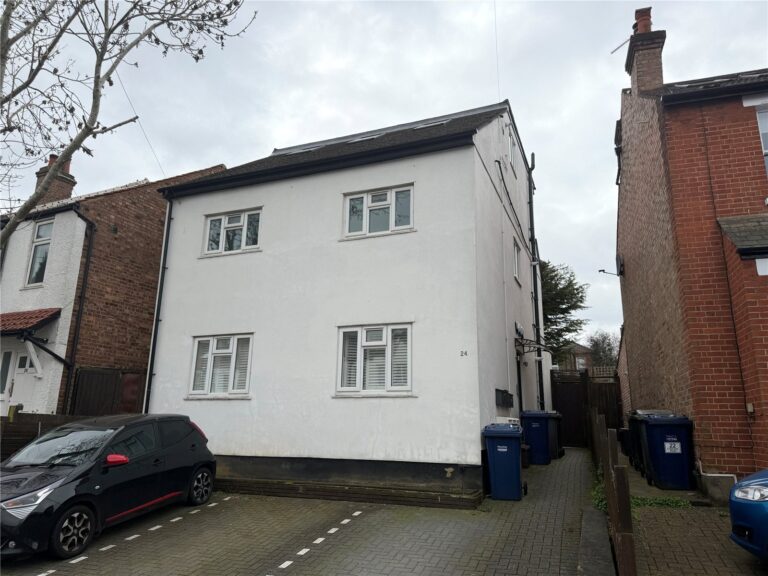 Crescent Road, Barnet, EN4 9RG