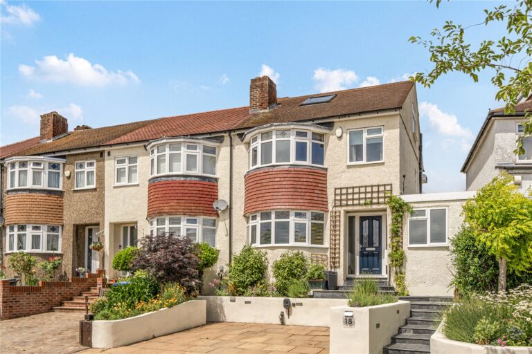 Grange Avenue, Barnet