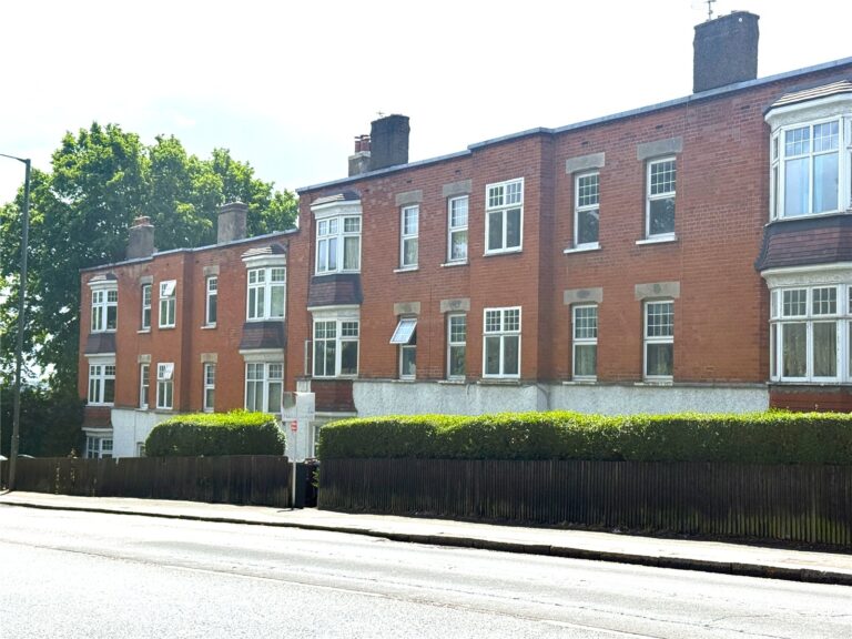 Hillside Mansions, Barnet, EN5 5RH