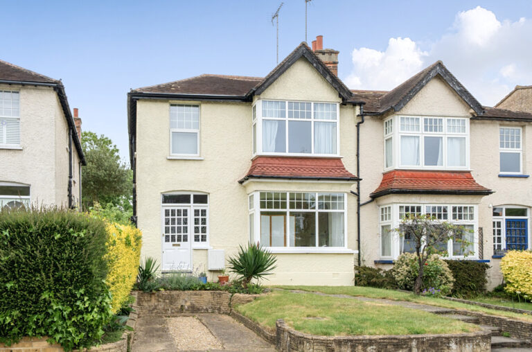 Leicester Road, Barnet, EN5 5DN