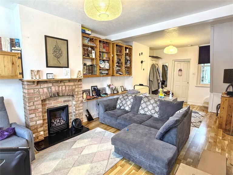 Calvert Road, Barnet, EN5 4HJ