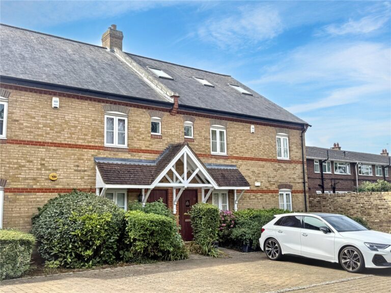 Sovereign Mews, Barnet, EN4 0JQ