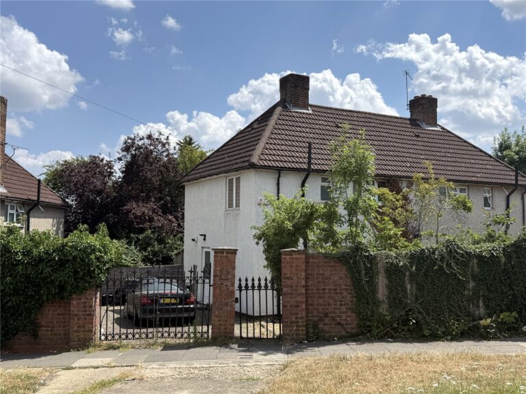 Wellhouse Lane, Barnet, EN5 3DP