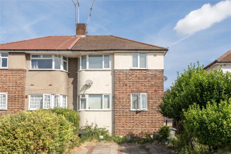Avondale Avenue, East Barnet
